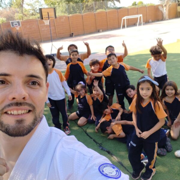 en_tallerTaekwondo260402 (3)